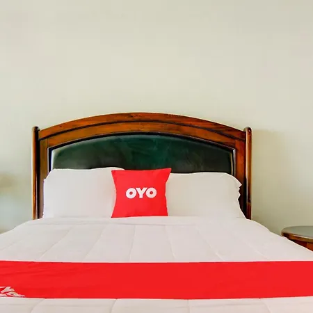 Oyo Hotel Dundee By Crystal Lake Exterior foto