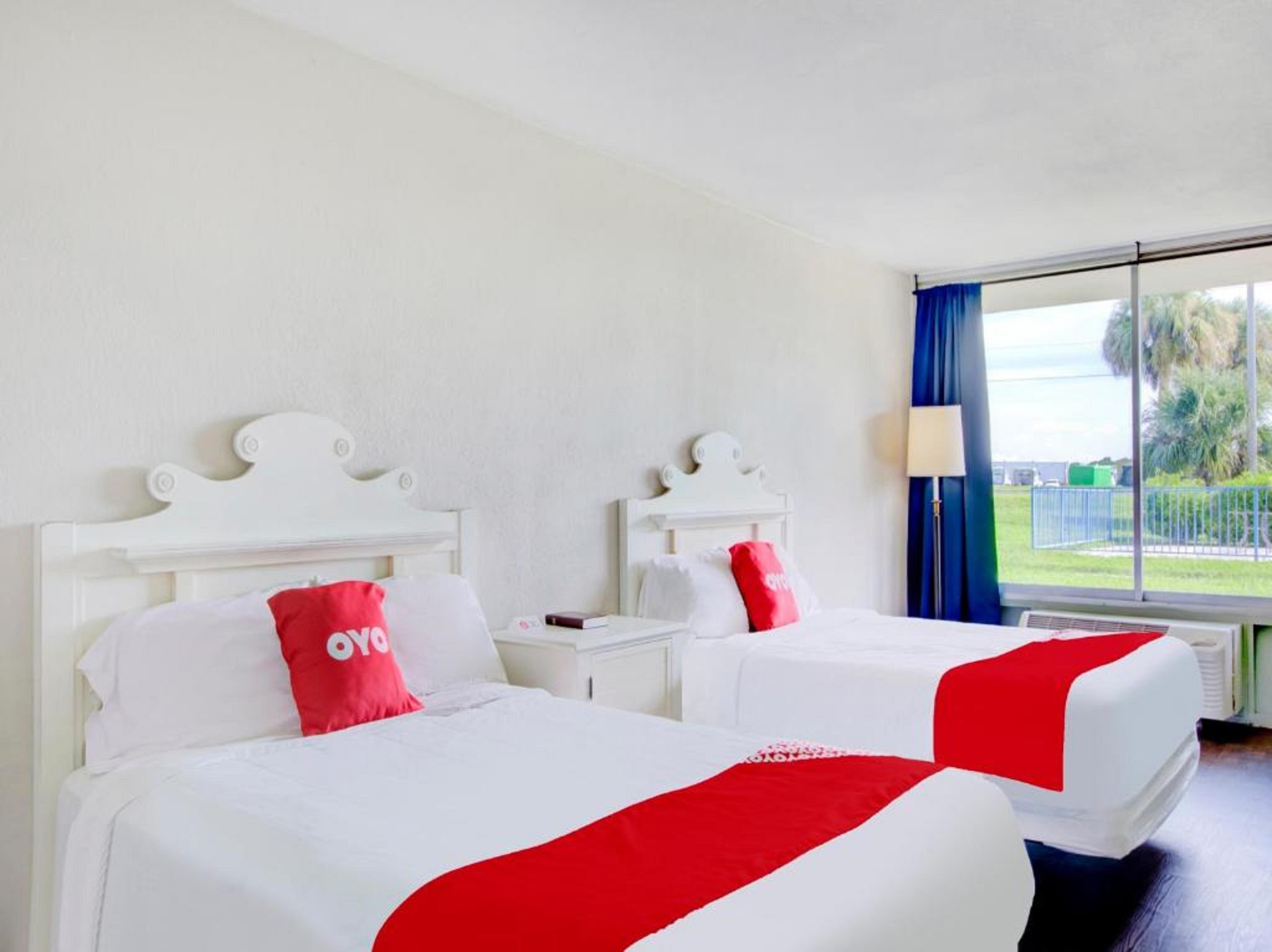 Hotel Oyo By Crystal Lake Dundee