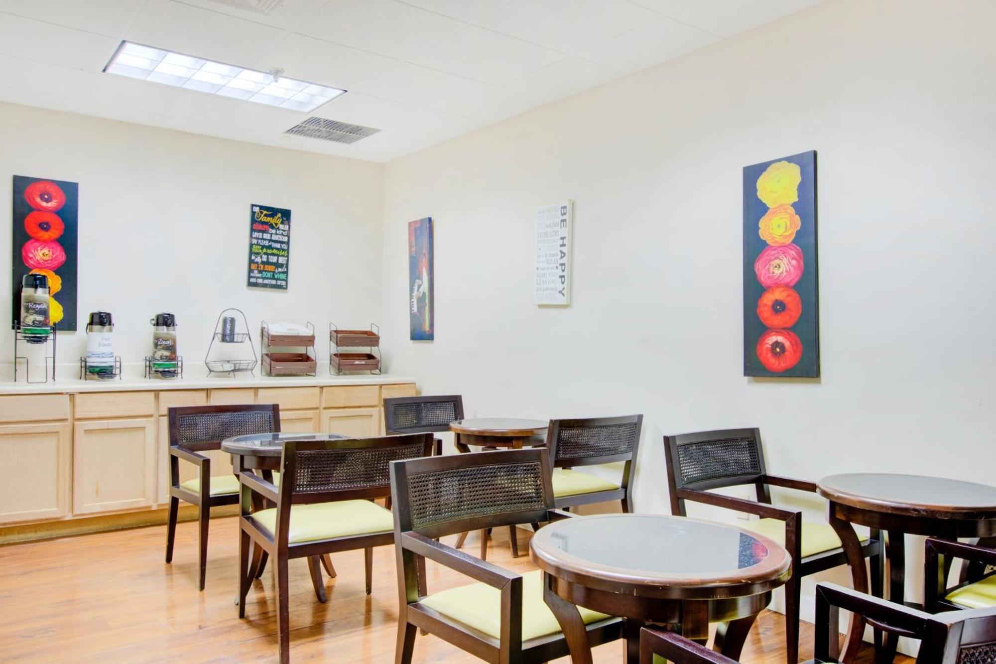 Hotel Oyo By Crystal